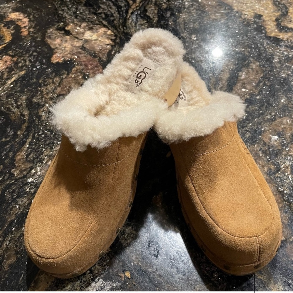 UGG Women's Tan Sheepskin Slippers